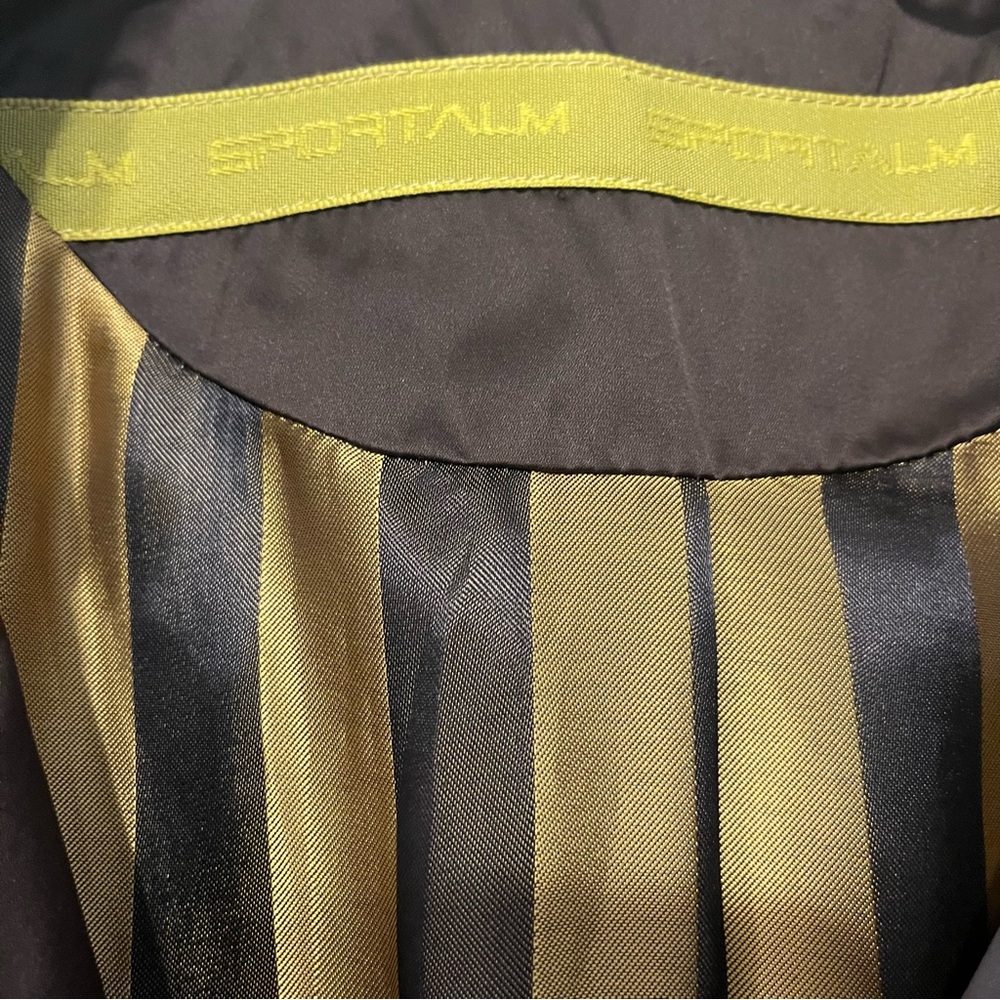 Sportalm Brown designer, blazer by Mirka
Size 38. - Picture 3 of 14